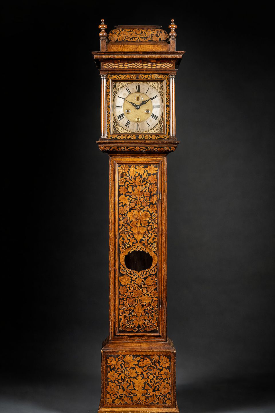 Быстро продать антикварные напольные часы