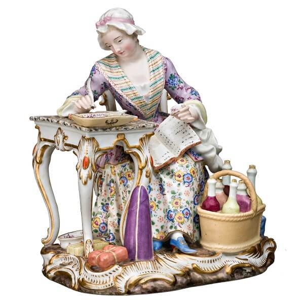 Иностранные фарфоровые статуэтки